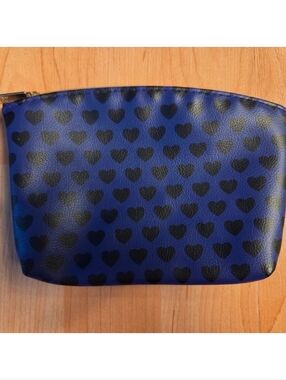 Ipsy Glam Bag makeup bag